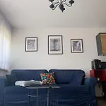 Tomalowka דירה *
